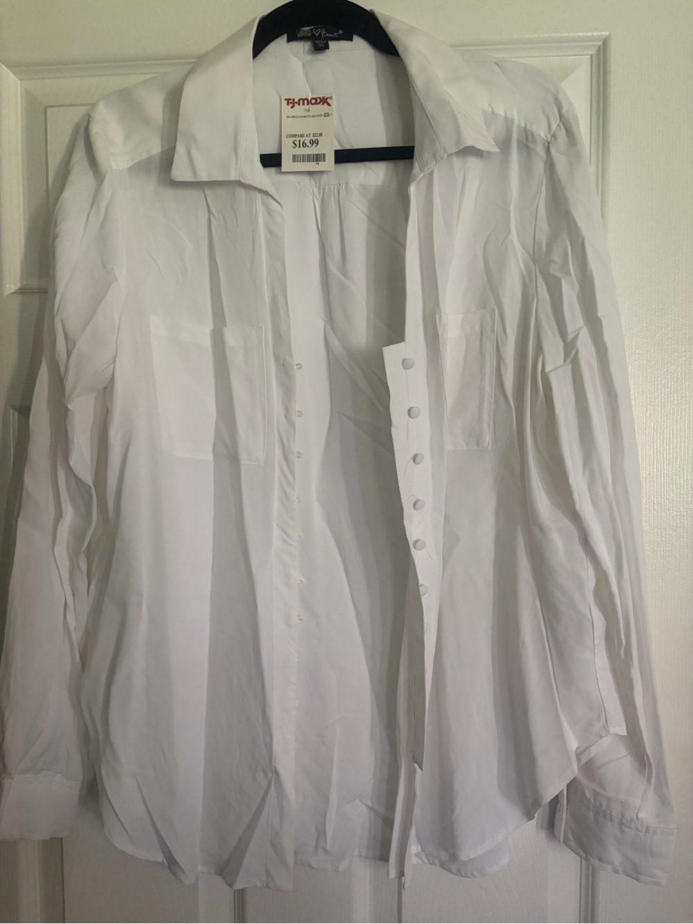 Derek Heart White Button-Up Blouse